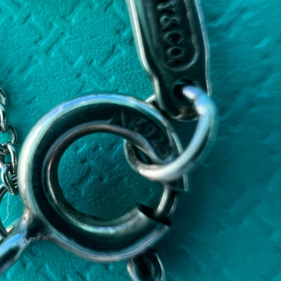 🔴Authentic TIFFANY & CO Silver Reservable T & CO 1837 Circle Pendent Necklace🔴 - Picture 9 of 10